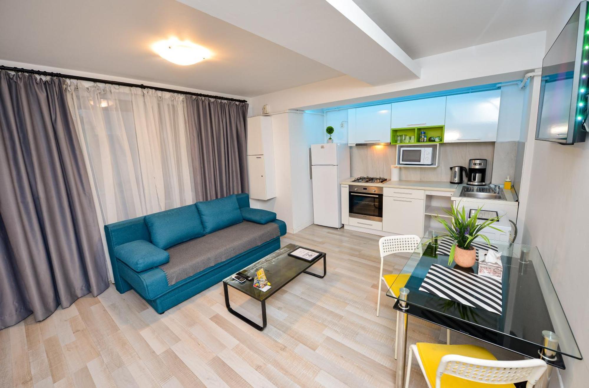 Dracula Adventure Tours Accommodation Bukarest Exteriör bild