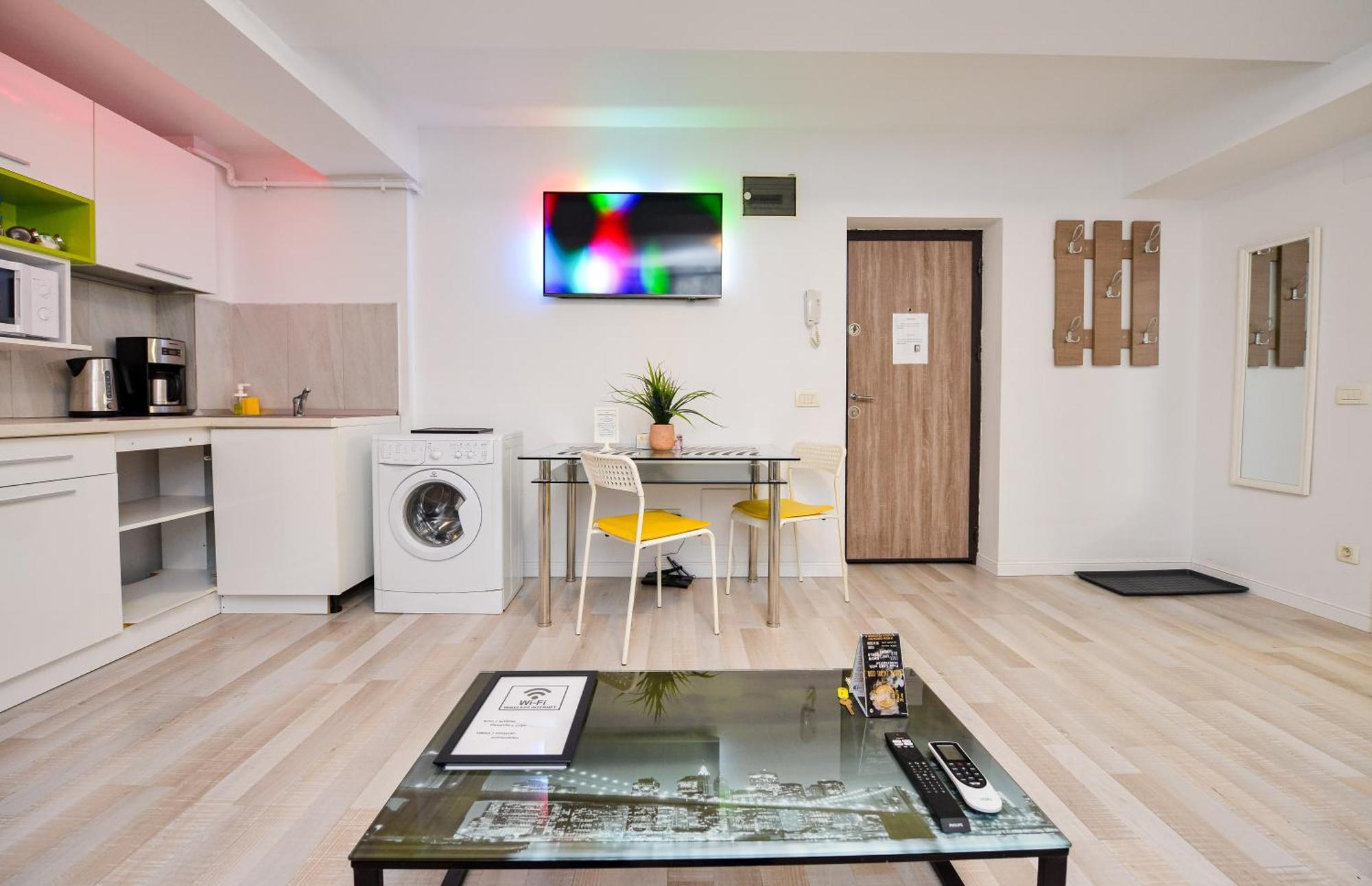 Dracula Adventure Tours Accommodation Bukarest Exteriör bild